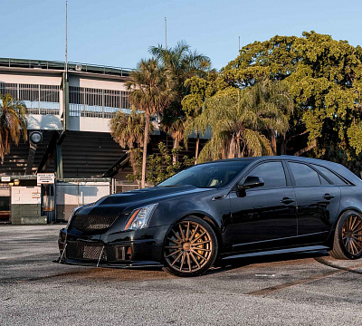 Фото дисков Vossen VFS-2 на Cadillac CTS II