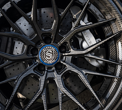 Фото дисков Strasse Wheels SV10M Deep Concave FS на McLaren 720S
