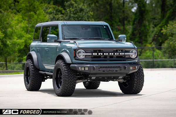 Фото дисков BC Forged LE72 // MLE72 Черный матовый на Ford Bronco