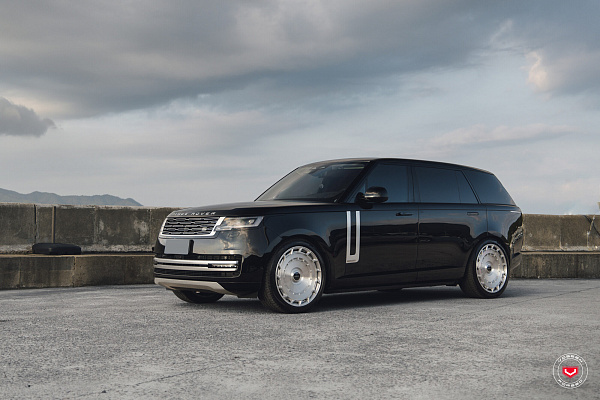 Фото дисков Vossen LC3-11T Глянцевый лак на Land Rover Range Rover V