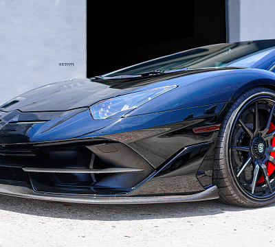 Фото дисков Strasse Wheels SV10 Deep Concave FS на Lamborghini Aventador