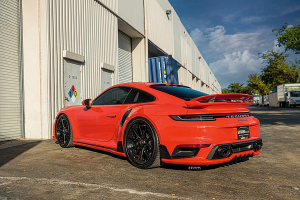 Фото дисков Strasse Wheels SV10 Deep Concave Duoblock Черный сатин на Porsche 911 VIII
