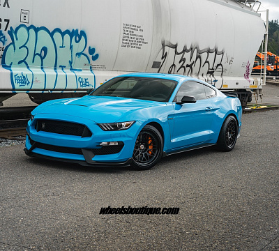 Фото дисков HRE 300 на Ford Mustang VI