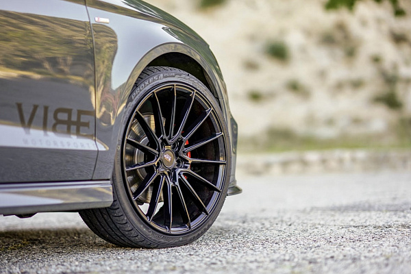 Фото дисков Savini BM16 Черный глянец на Audi A/S/RS 3 (8V)