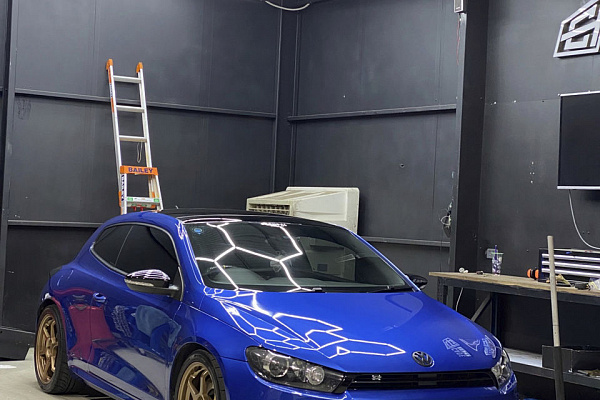 Фото дисков Motegi Racing MR145 TRAKLITE 3.0 Сатиновое темное золото на Volkswagen Scirocco III