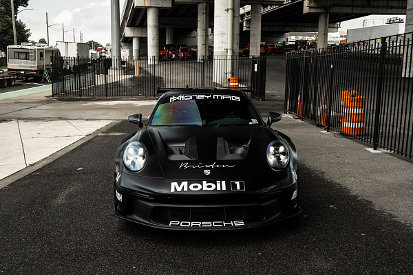 Фото дисков Brixton Forged TR11 AERO1 Черный глянец на Porsche 911 VIII