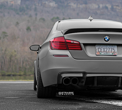 Фото дисков Strasse Wheels SM5R Deep Concave Monoblock на BMW 5/M5 (F10)