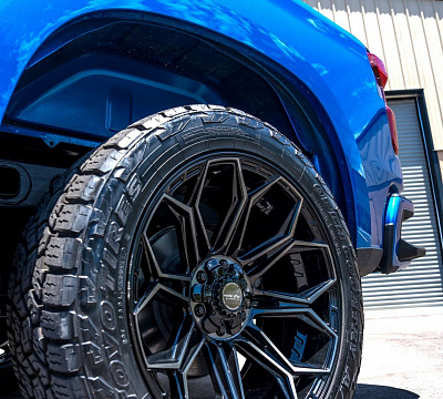 Фото дисков 4PLAY 4P83 на Chevrolet Silverado IV