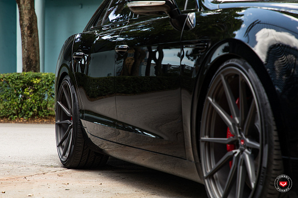 Фото дисков Vossen M-X2 Матовый графит на Bentley Flying Spur II