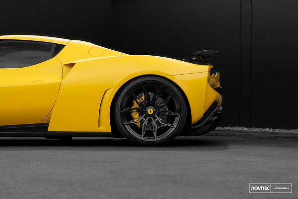 Фото дисков NOVITEC NF11 Черный глянец на Ferrari 296