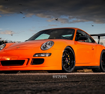 Фото дисков Strasse Wheels R10 Performance на Porsche 911 VI