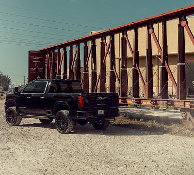 Фото дисков Vossen LCX-02 на GMC Sierra IV