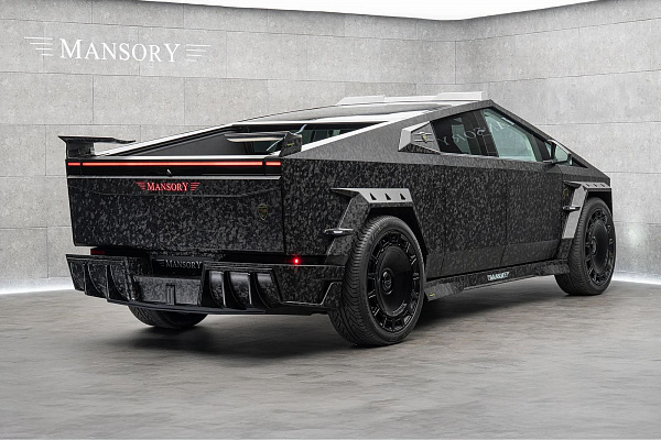 Фото дисков Mansory FD.15 Черный глянец на Tesla Cybertruck