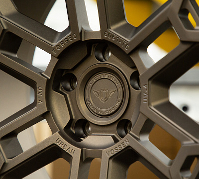 Vossen UV-4