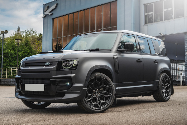 Фото дисков Kahn Type 57 RS Черный матовый на Land Rover Defender II