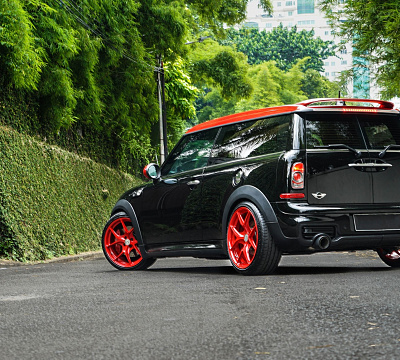 Фото дисков HRE R101 на MINI Cooper III