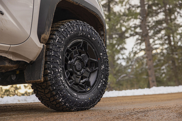 Фото дисков Black Rhino GUARD Черный матовый на  Toyota Tacoma IV