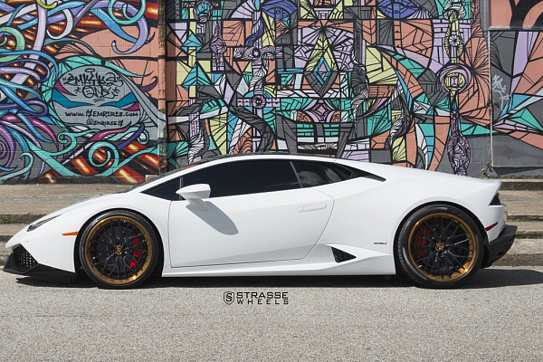 Фото дисков Strasse Wheels SV10M Deep Concave FS Другой цвет на Lamborghini Huracan