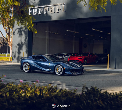 Фото дисков Anrky AN30 на Ferrari 812