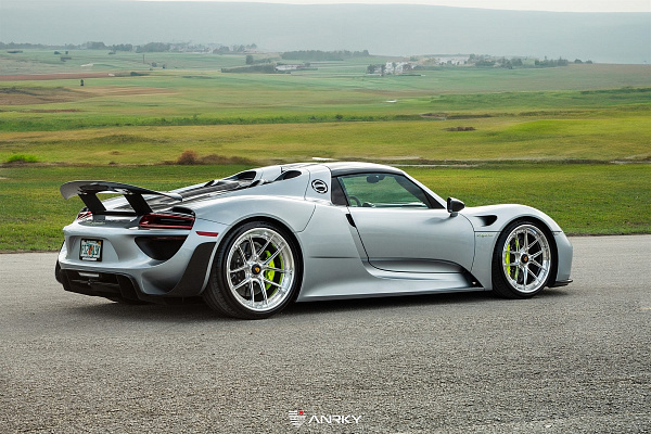 Фото дисков Anrky XR-301 Полированный лак на Porsche 918 Spyder
