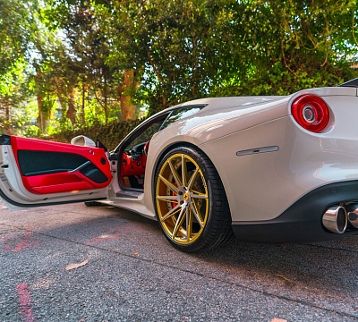 Фото дисков CEC C26 на Ferrari F12