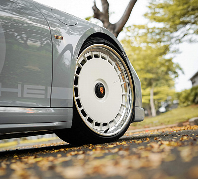 Фото дисков HRE 935 на Porsche 911 VIII