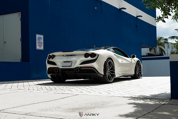 Фото дисков Anrky AN11 Алмазная проточка на Ferrari F8