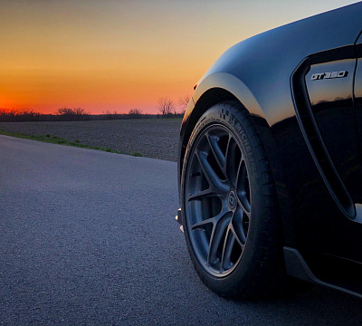 Фото дисков HRE R101 Lightweight на Ford Mustang VI