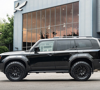 Фото дисков Kahn G22 DC на Toyota Land Cruiser Prado 250