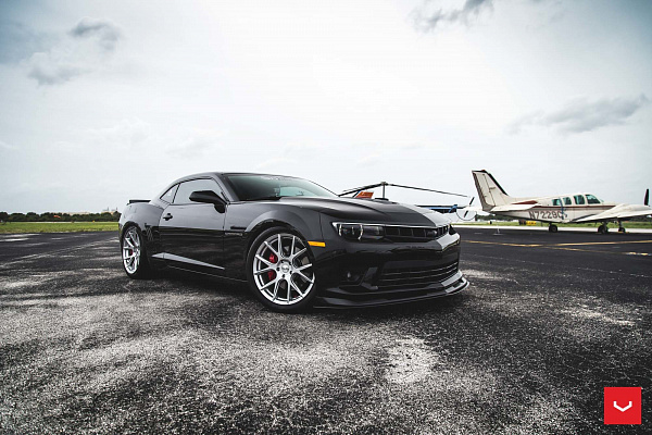 Фото дисков Vossen VFS-6 Серебро на Chevrolet Camaro V