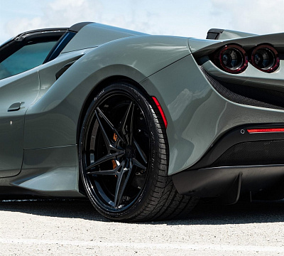 Фото дисков Anrky S3-X3 на Ferrari F8