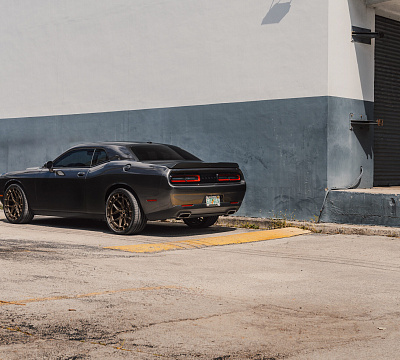 Фото дисков Vossen HFX-1 (5-Lug) на Dodge Challenger III