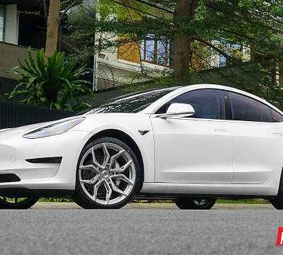 Фото дисков Vossen EVO-3R на Tesla Model 3