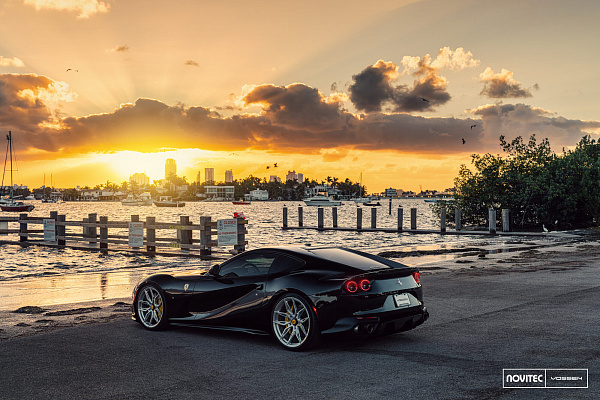 Фото дисков NOVITEC NF11 Глянцевый лак на Ferrari 812