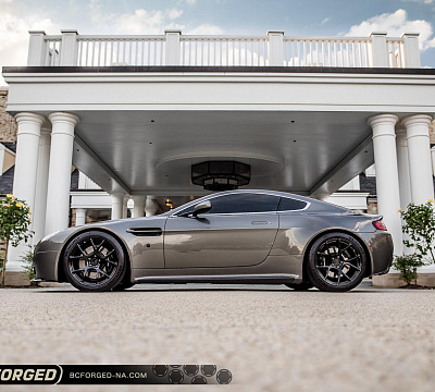Фото дисков BC Forged RZ05 на Aston Martin Vantage 3