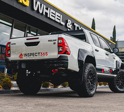 Фото дисков Vossen HFX-1 (6-Lug) на Toyota Hilux VIII