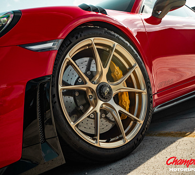 Фото дисков Vossen RS74 на Porsche 911 VII