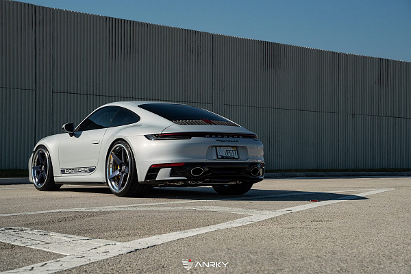 Фото дисков Anrky RS5.3 Черный сатин на Porsche 911 VIII
