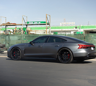 Фото дисков Vossen HF-5 на Audi E-tron GT