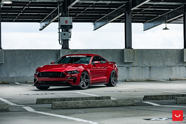 Фото дисков Vossen HF-1 Алмазная проточка на Ford Mustang VI
