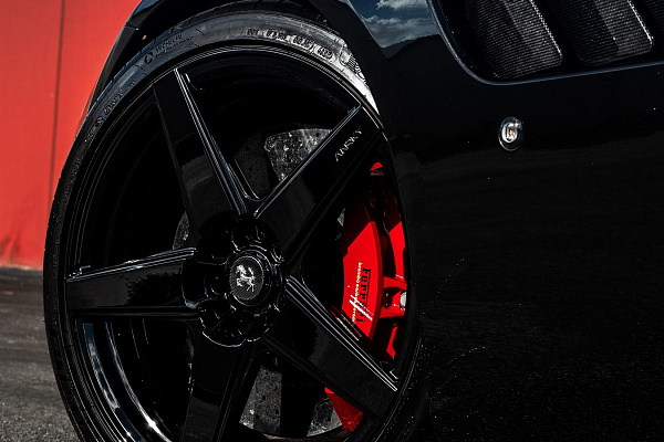 Фото дисков Anrky RS5.1 Черный глянец на Ferrari GTC4Lusso