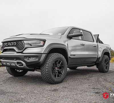 Фото дисков Vossen HF6-4 на Ram 1500 V