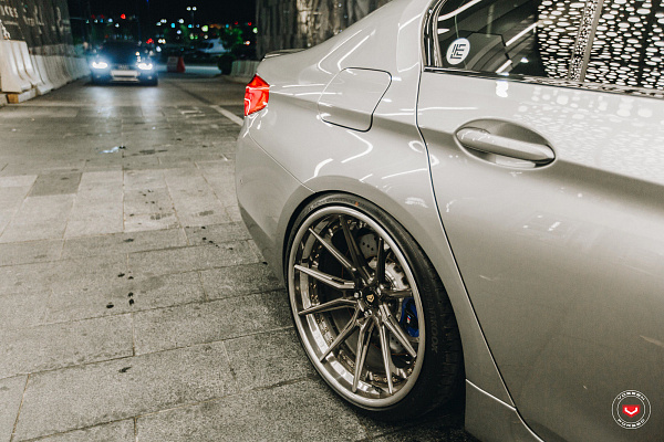 Фото дисков Vossen EVO-2R (3-Piece) Глянцевый тонированный лак на BMW 5/M5 (G30/F90)