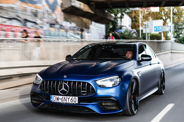 Фото дисков Brixton Forged R11-R Черный глянец на Mercedes-Benz E-Class (W213, S213, C238)
