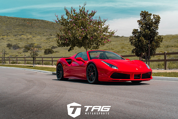 Фото дисков HRE P104SC Черный сатин на Ferrari 488