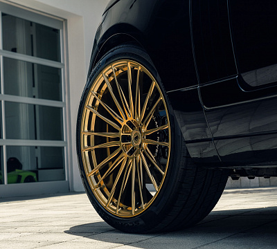 Фото дисков Vossen S17-04 на Land Rover Range Rover IV