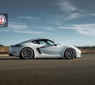 Фото дисков HRE P111SC на Porsche Cayman II