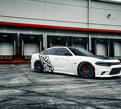 Фото дисков Vossen HF-2 на Dodge Charger VII