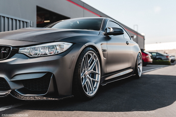 Фото дисков HRE R101 Lightweight Сатиновый лак на BMW 4/M4 (F32/F82)