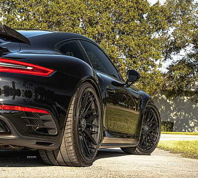 Фото дисков Strasse Wheels SV10M-RS Deep Concave FS на Porsche 911 VII